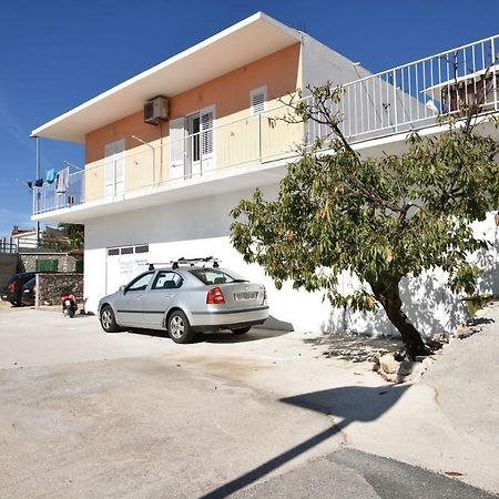 Apartments Zmika Primošten Exterior foto